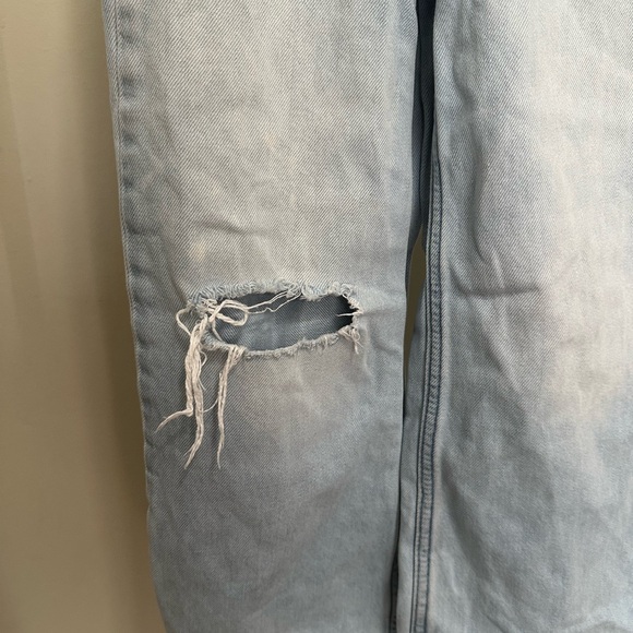 Wonder Nation Girls Light Wash Wide Leg Minimal Distressed Denim Jeans size 7 - Picture 2 of 7